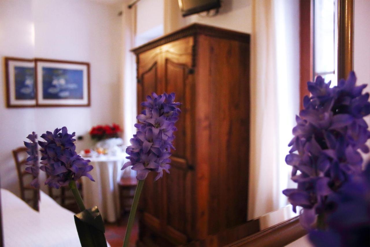 Locanda Dell'Arcangelo Rocca Massima Luaran gambar