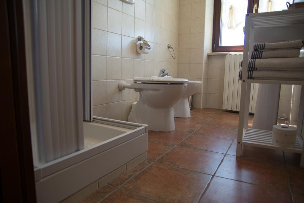 Locanda Dell'Arcangelo Rocca Massima Luaran gambar