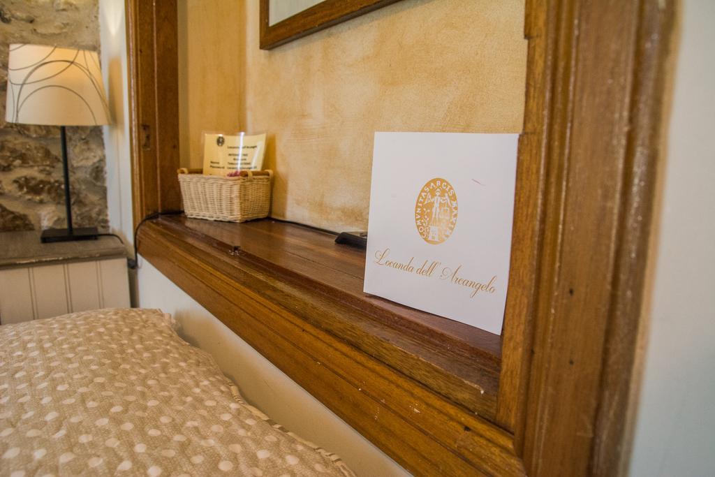 Locanda Dell'Arcangelo Rocca Massima Luaran gambar